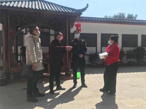 区委常委、政法委书记杨跃东到晋城镇调研指导疫情防控工作 (1)